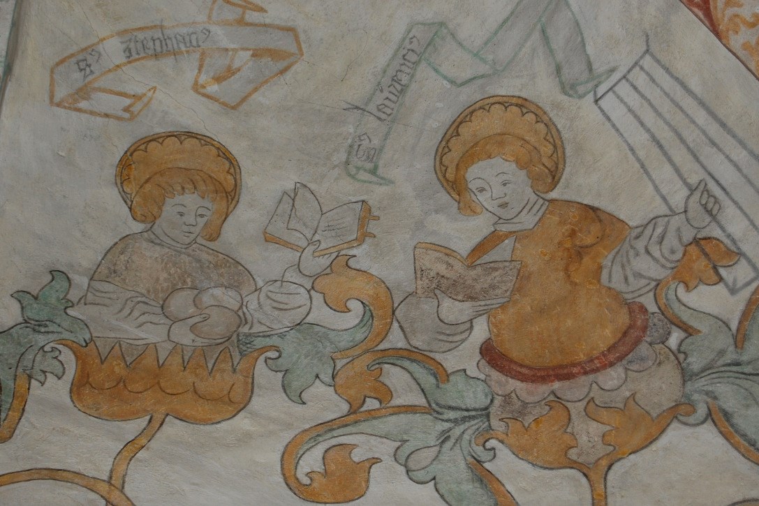 I Vor Frue Kirke kan du opleve de 500 år gamle kalkmalerier til tonerne af levende sang